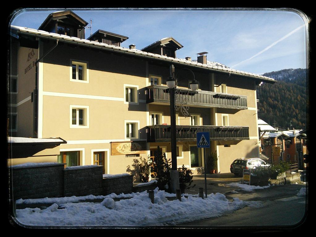 Hotel Garni Arnica ***S Madonna Εξωτερικό φωτογραφία