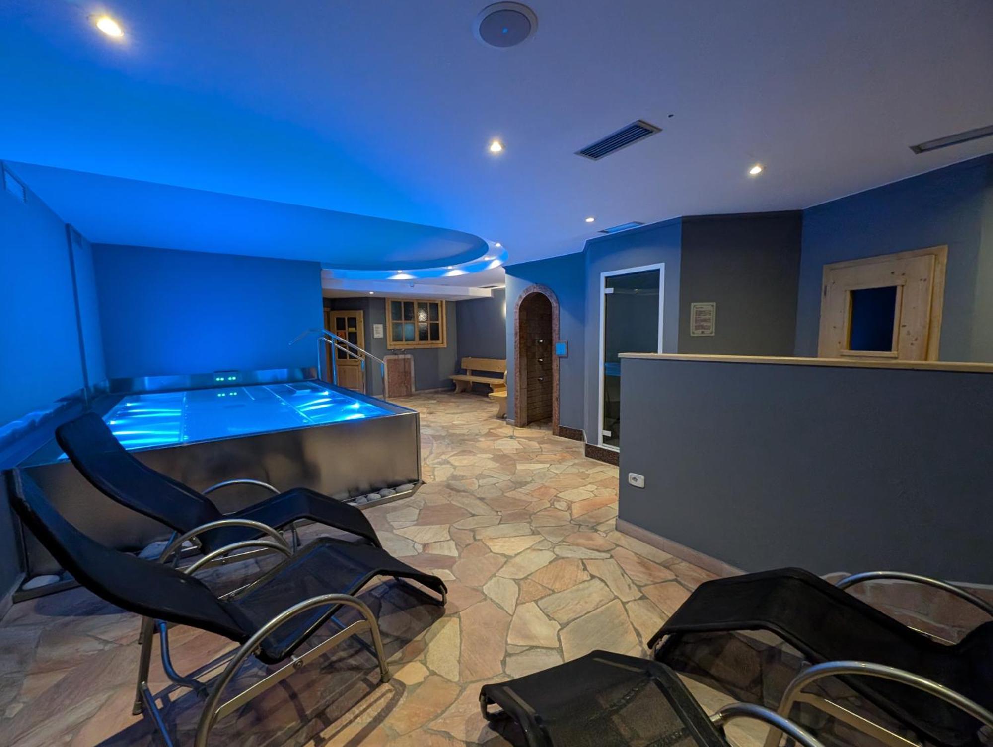 Hotel Garni Arnica ***S Madonna Εξωτερικό φωτογραφία
